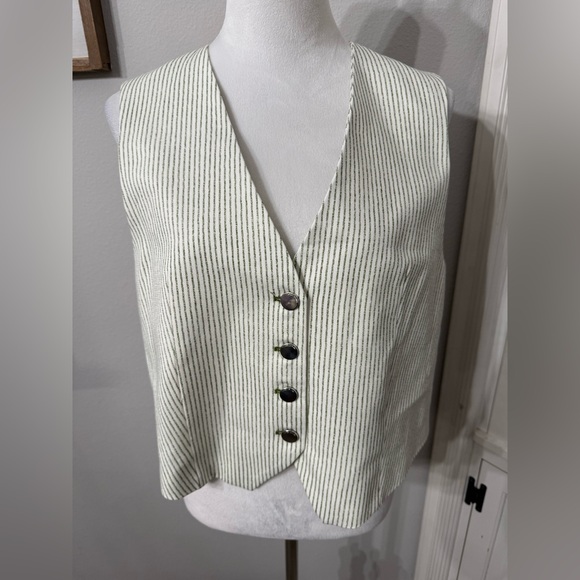 Zara White and Green Striped Vest - Picture 2 of 8
